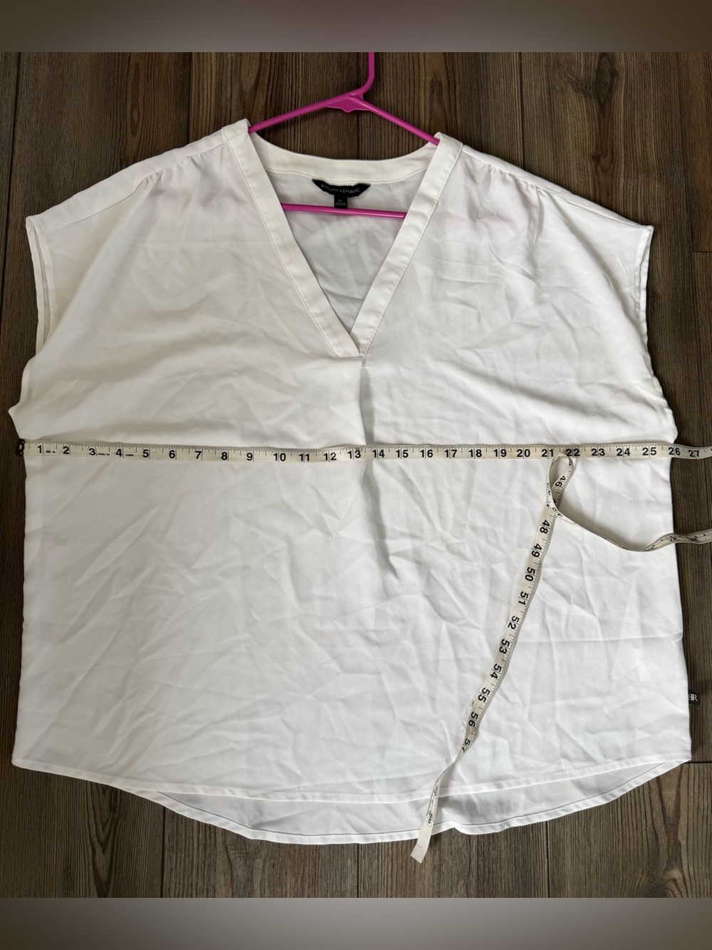 Banana Republic White V-Neck Dolman Sleeve Blouse - Picture 6 of 6